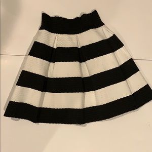 Pleaded cupcake skirt